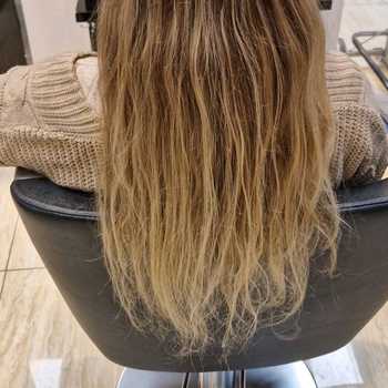 Podciągnięcie koloru zakończone pielęgnacją Fusio Dose.. 😍 Efekt końcowy.. 🙉👌👌👌 Jak Ci się podoba?? Wykonanie Pauliny.
#haircolor #baleyage #newcolorhair #kérastase #szczecin #szczecinfryzjer ##blondcolor Podciągnięcie koloru zakończone pielęgnacją Fusio Dose.. 😍 Efekt końcowy.. 🙉👌👌👌 Jak Ci się podoba?? Wykonanie Pauliny.
#haircolor #baleyage #newcolorhair #kérastase #szczecin #szczecinfryzjer ##blondcolor